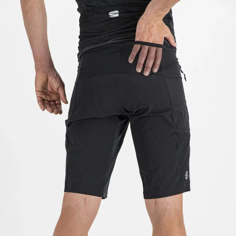 Sportful Supergiara Men's Overshorts - Black 8 Sportful Supergiara Men's Overshorts - Black - Image 6