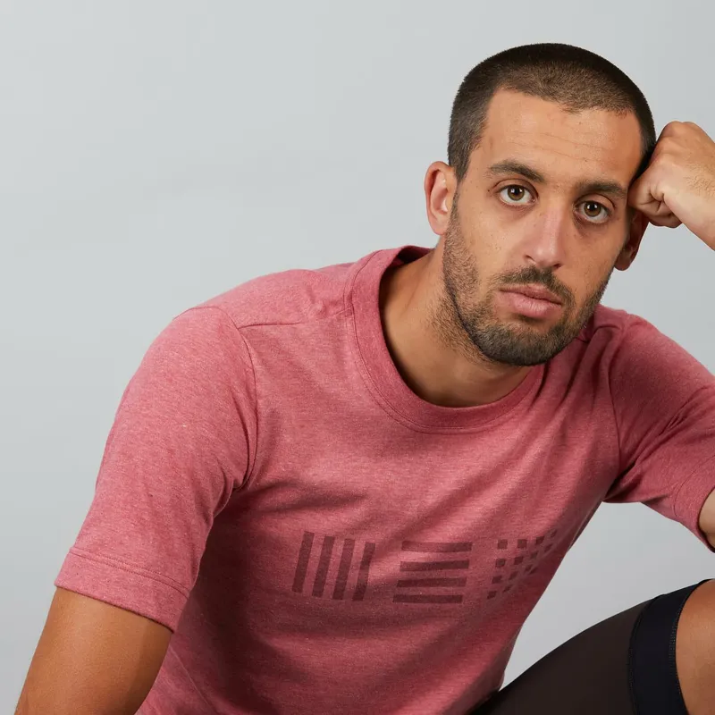 Sportful Giara T-Shirt - Red Rumba 6 Sportful Giara T-Shirt - Red Rumba - Image 4